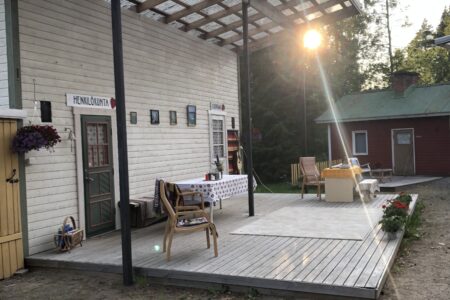 Hurissalon harrastajateatterin Teatteri Hurina näyttämö Hurissalossa Puumalassa